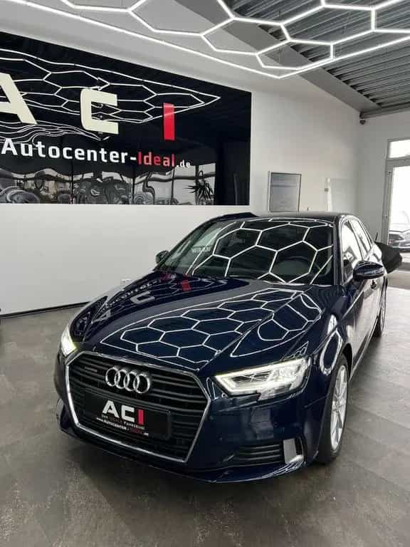 Audi A3 Sportback quattro sport, LED Schweinw, Sounds 12/2017-photo-2