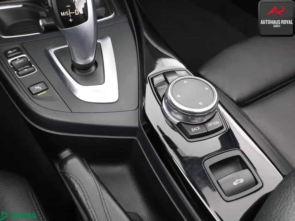 BMW 2 Series 220 i Cabrio M SPORT HARMAN/K,NAVIPROF,KEYLESS 08/2015-photo-23