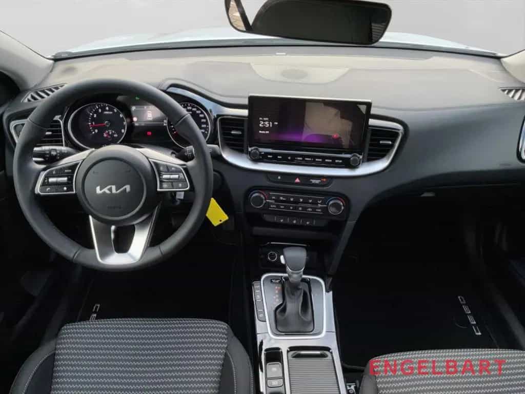 Kia Ceed Vision Automatik 1.5T Komfort+-Paket 09/2025-photo-8
