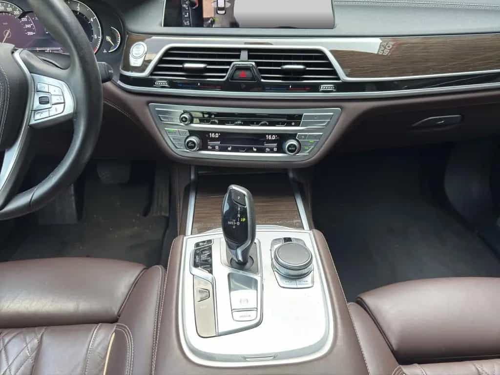 BMW 7 Series 730 Baureihe 7 Lim 730 d 12/2016-photo-14