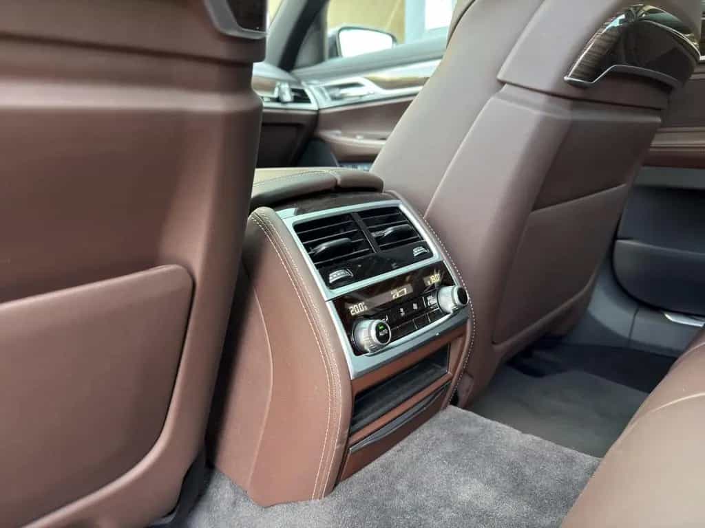 BMW 7 Series 730 Baureihe 7 Lim 730 d 12/2016-photo-16