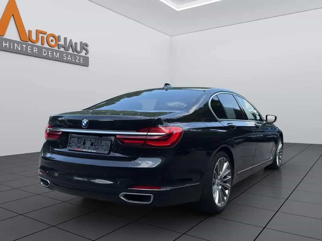 BMW 7 Series 730 Baureihe 7 Lim 730 d 12/2016-photo-4