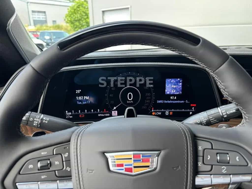 Cadillac Escalade 6.2 V8 Sport Platinum EU-Navi Luftfed. null-photo-15