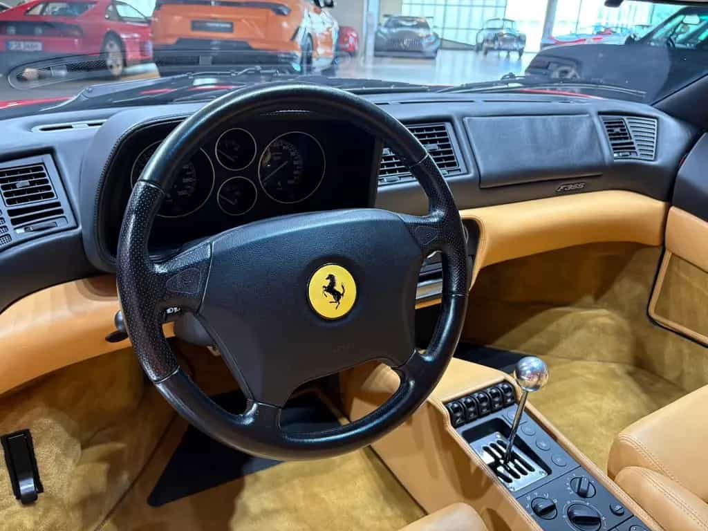 Ferrari F355 Berlinetta *Nur 22.429 KM* Neuwagenzustand 12/2000-photo-14