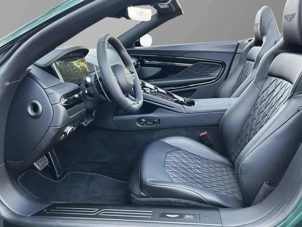 Aston Martin DB12 Volante Malachite Green Onyx Black null-photo-25