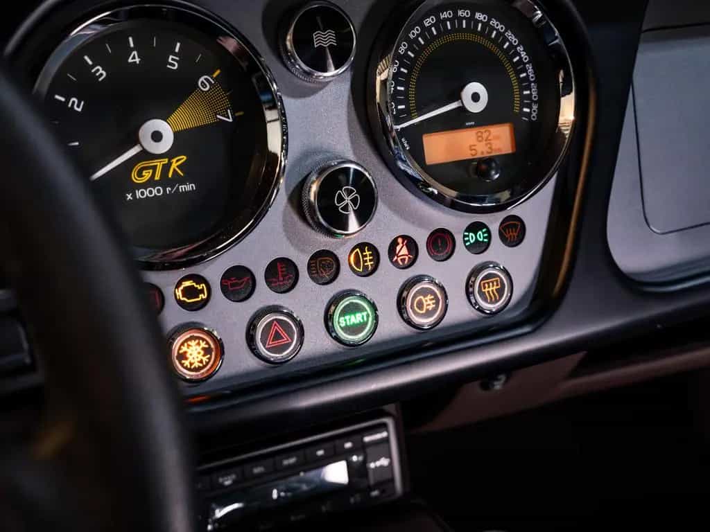 Morgan Plus 8 GTR - Nur 82 km!deutsche Zulassung 06/2022-photo-11