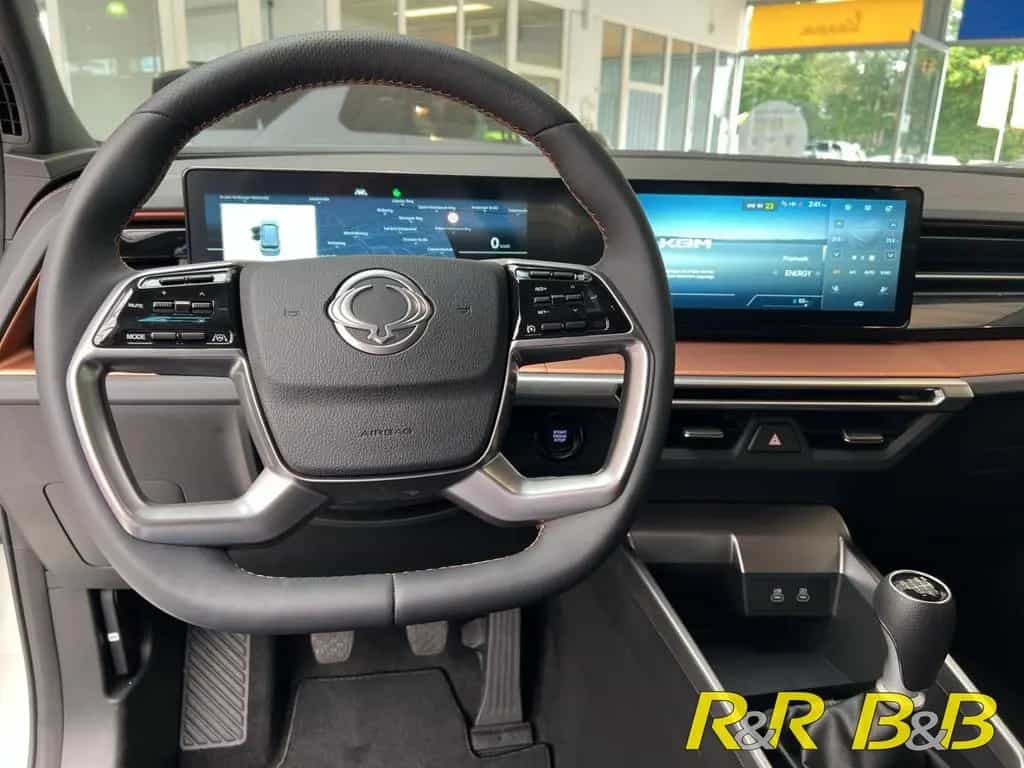 KGM Torres 1.5 GDI Nomad NAVI+SHZ+CARPLAY+DAB+KLIMA+ null-photo-5