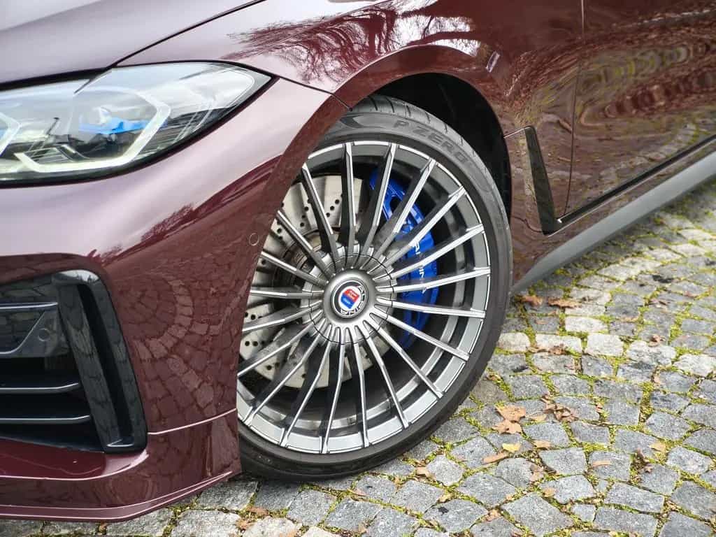 ALPINA B4 Gran Coupé SWITCH-TRONIC Allrad Sonderlackier 07/2024-photo-5