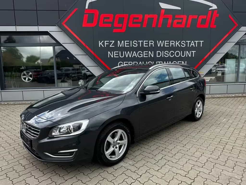 Volvo V60 Kombi Summum Virtual Lane ACC Navi BLIS 02/2018-photo-0