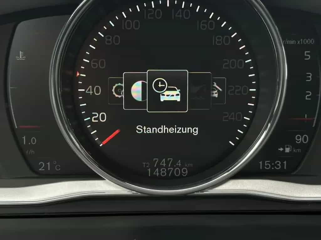 Volvo V60 Kombi Summum Virtual Lane ACC Navi BLIS 02/2018-photo-6