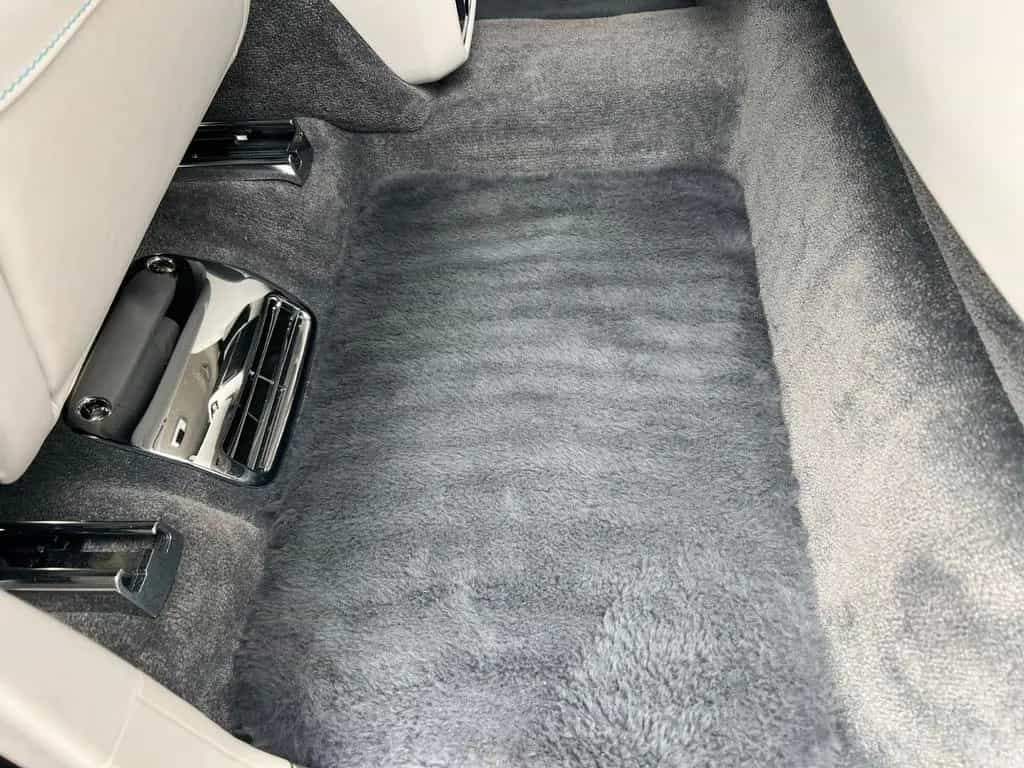 Rolls-Royce Cullinan Black Badge 06/2024-photo-25