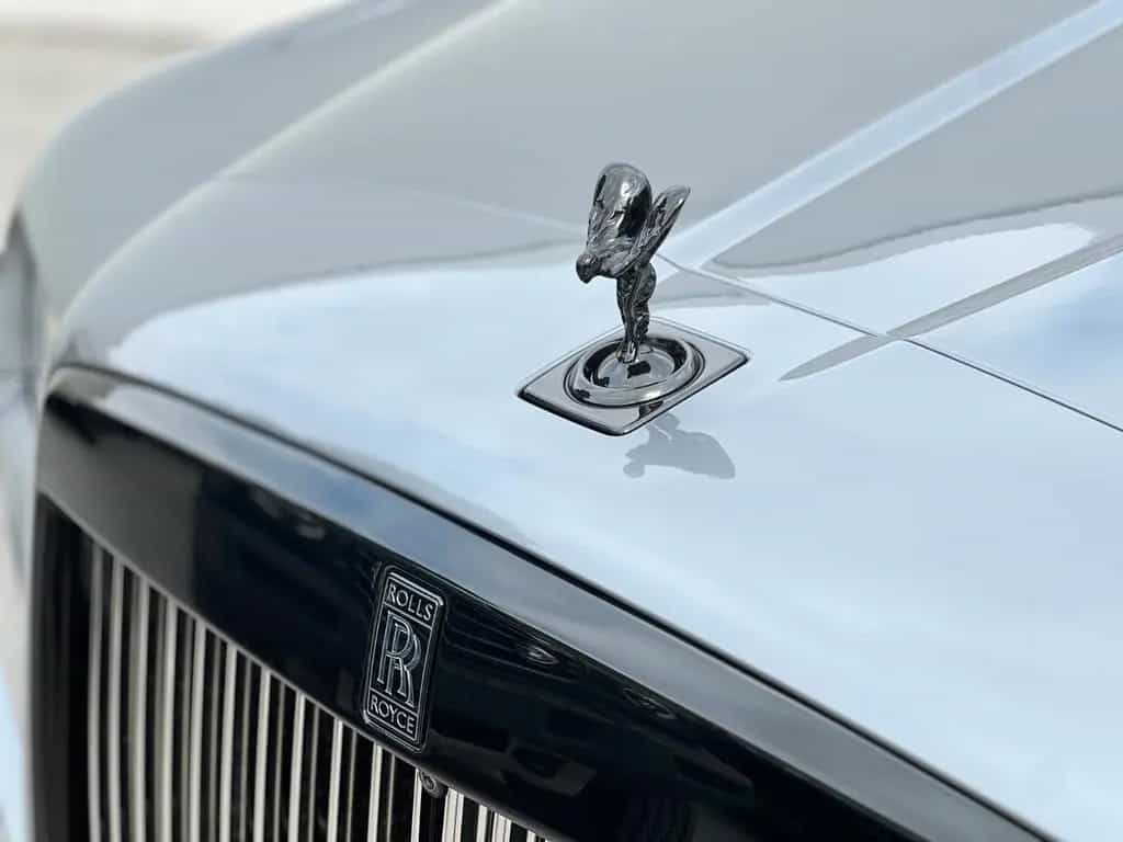 Rolls-Royce Cullinan Black Badge 06/2024-photo-6