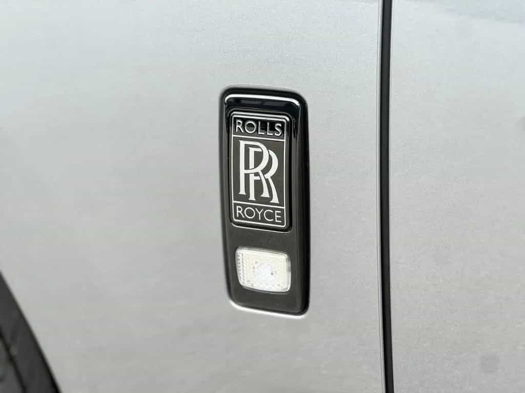 Rolls-Royce Cullinan Black Badge 06/2024-photo-7