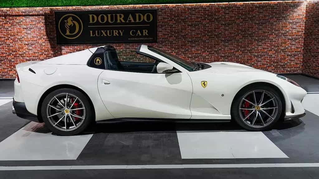 Ferrari 812 GTS 04/2022-photo-2