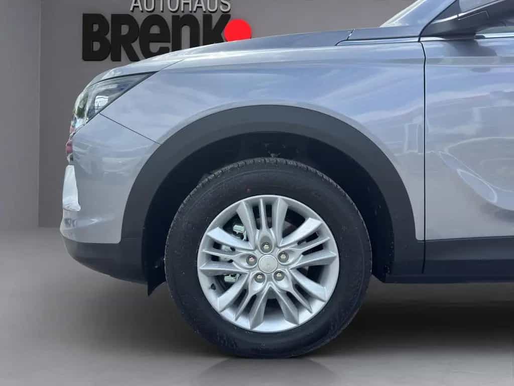 KGM Korando Nomad 1.5 2WD * SHZ/RFK/PDC/APP/KLIMA* 08/2025-photo-15