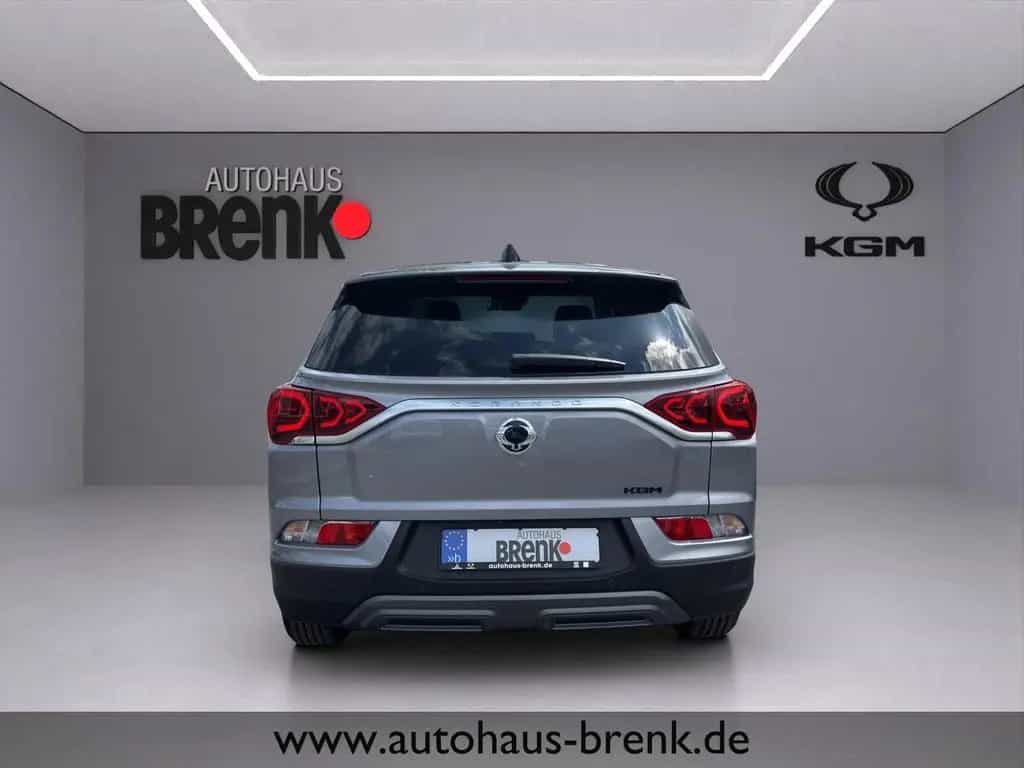 KGM Korando Nomad 1.5 2WD * SHZ/RFK/PDC/APP/KLIMA* 08/2025-photo-4