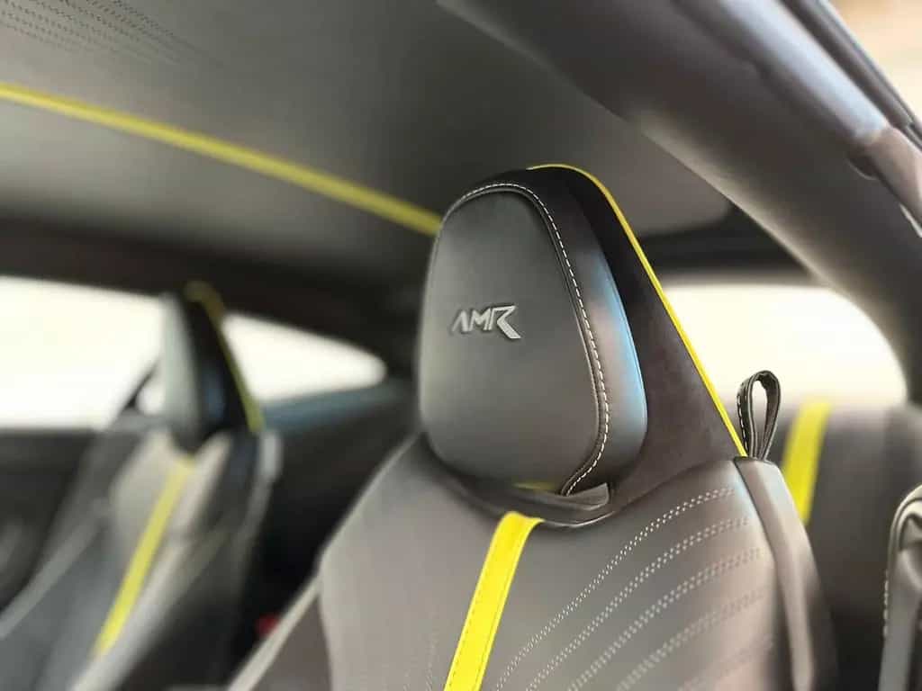 Aston Martin DB11 V12 AMR | Carbon Fibre | B & O Soundsystem 08/2020-photo-13
