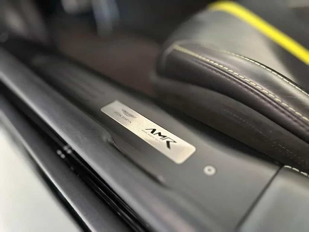 Aston Martin DB11 V12 AMR | Carbon Fibre | B & O Soundsystem 08/2020-photo-18