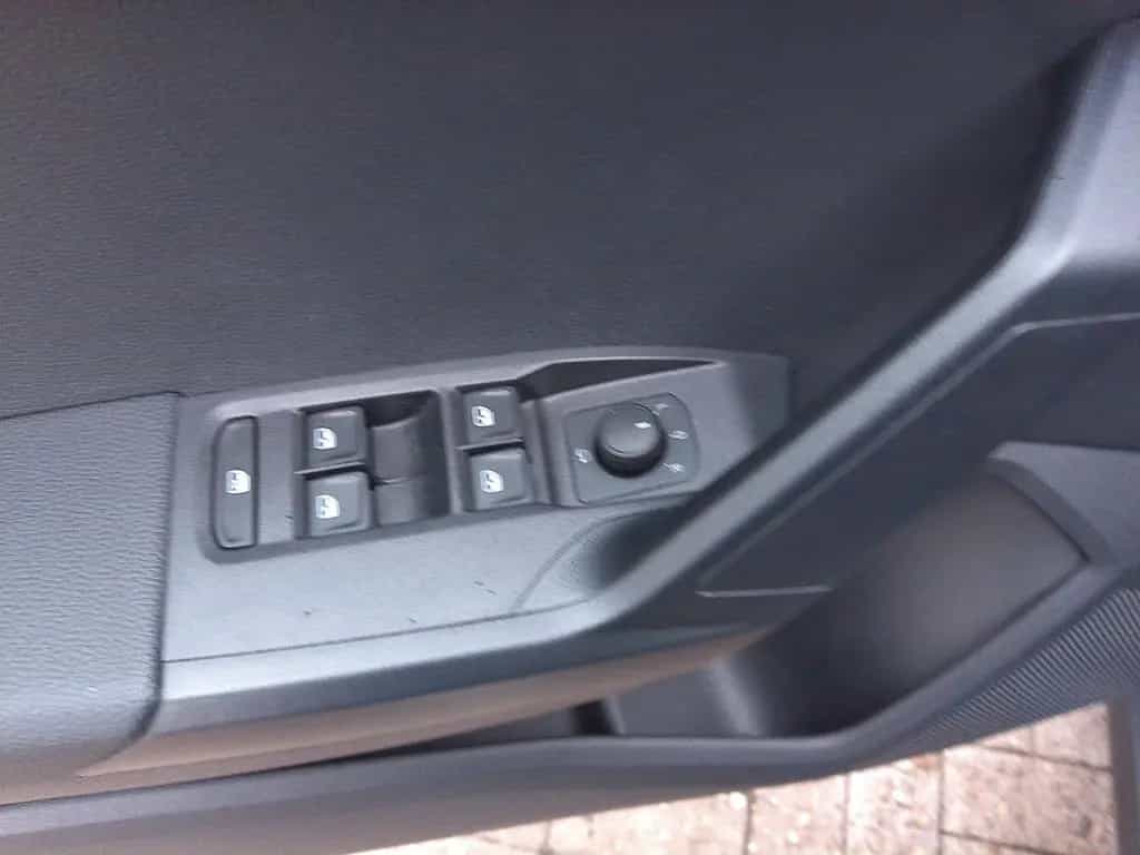 Seat Arona 1,0 TSI 110PS Style 03/2021-photo-15