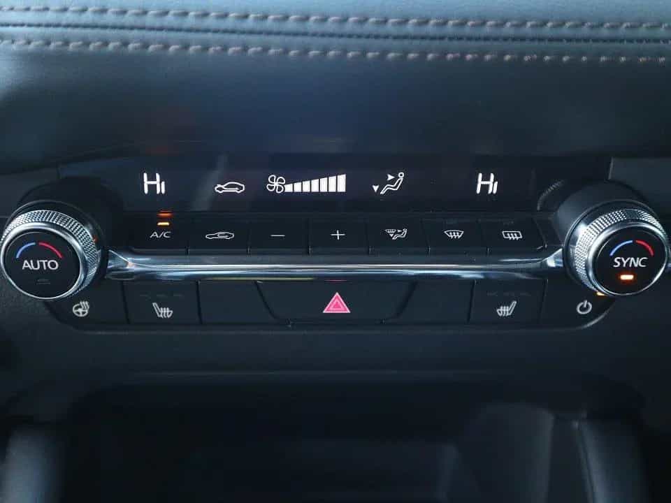 Mazda 3 M-Hybrid G-140 Centre-Line DESI *Aktion* NAVI 01/2026-photo-13