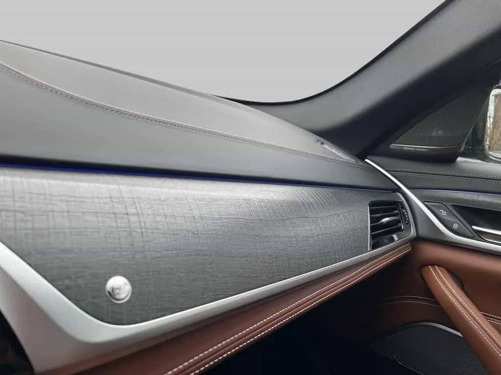 ALPINA B5 GT Touring 104 of 250 HUD ACC Neuwertig 01/2024-photo-17