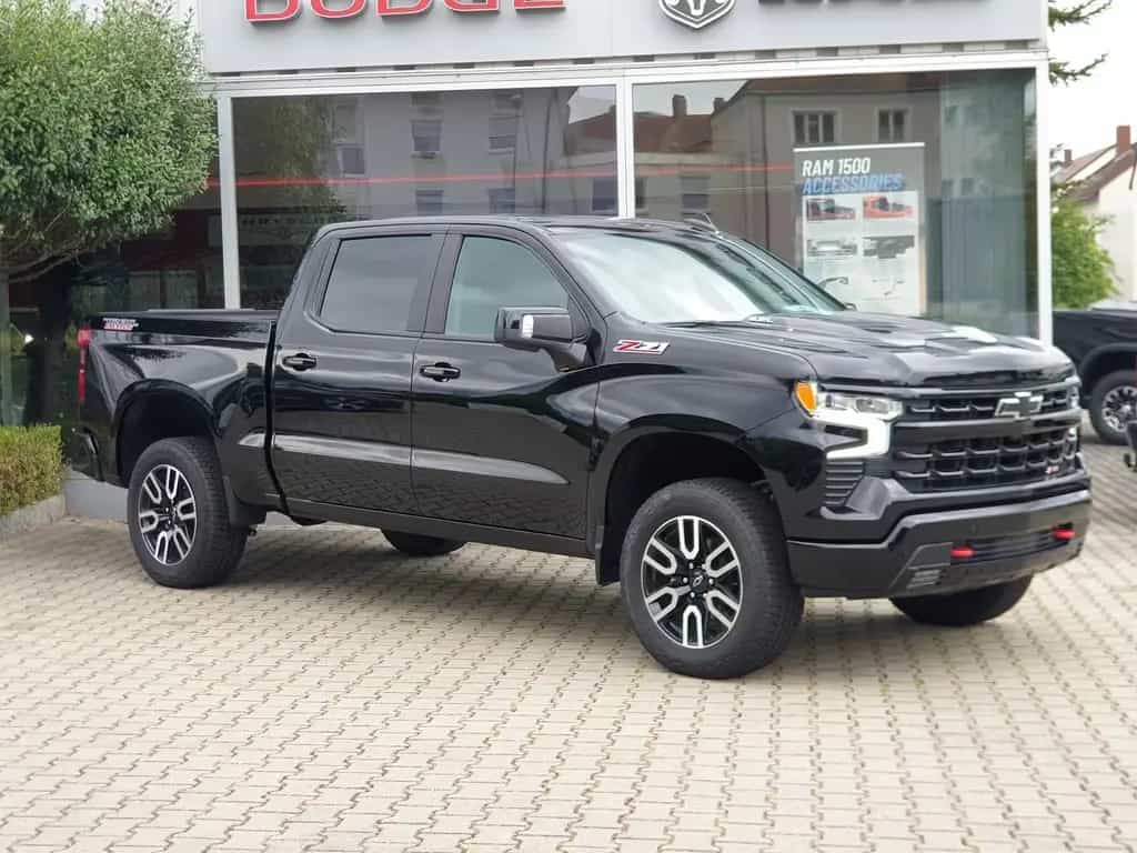 Chevrolet Silverado 6.2l V8 Z71 4x4 Automatik 3.5T AHK 08/2025-photo-4