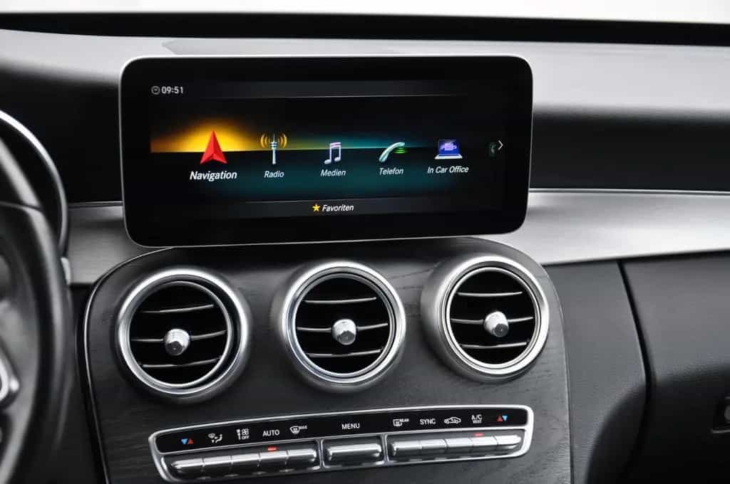 Mercedes-Benz C 200 T 9G Avantgarde LED-KAM-NAV-ACC-AHK-WIDESC 11/2019-photo-16