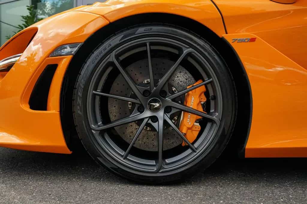 McLaren 750S | CF Exterior I CF Interior I Service Paket 01/2024-photo-8