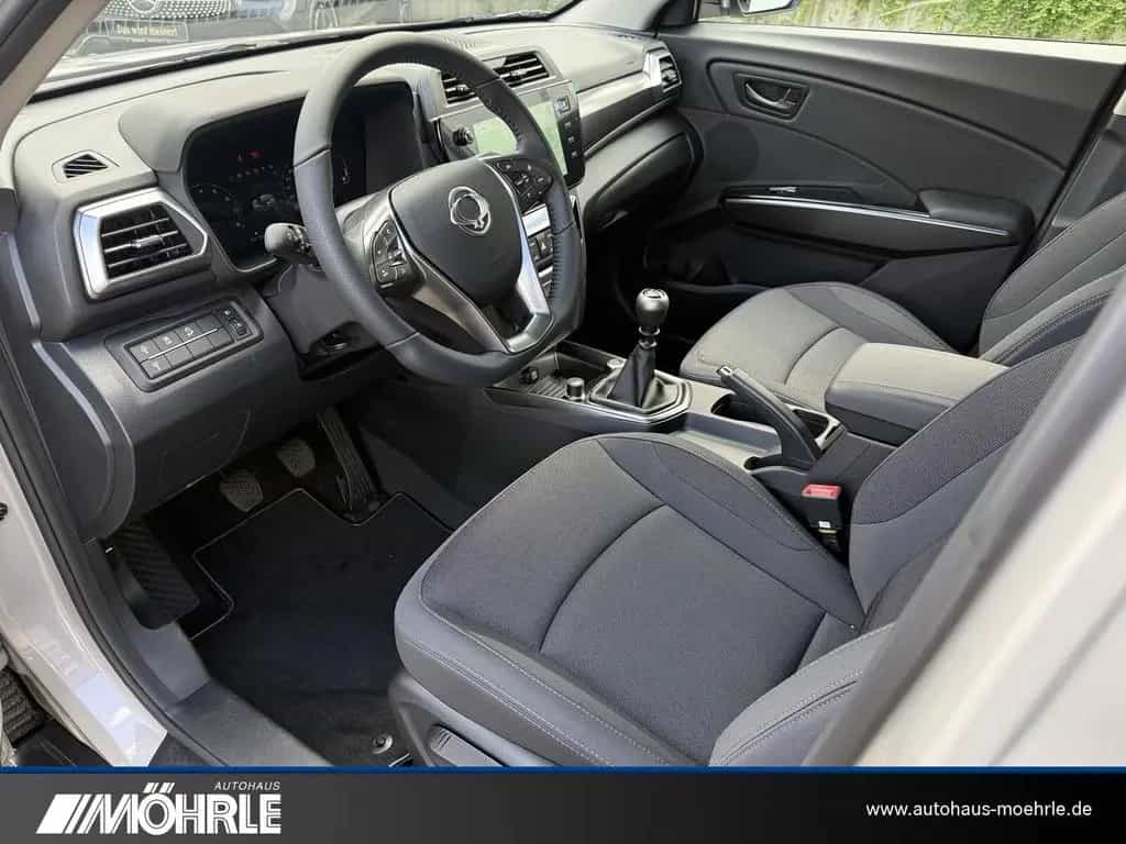 Ssangyong Tivoli 1.5 P Bliss LED Kamera Sitzheizung Navi null-photo-5
