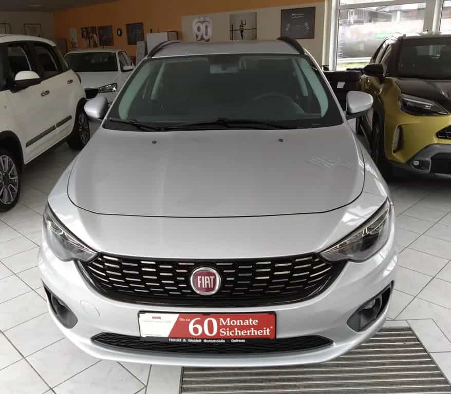 Fiat Tipo Kombi 1.4 T-Jet EASY Navigation Parkpilot 09/2016-photo-4