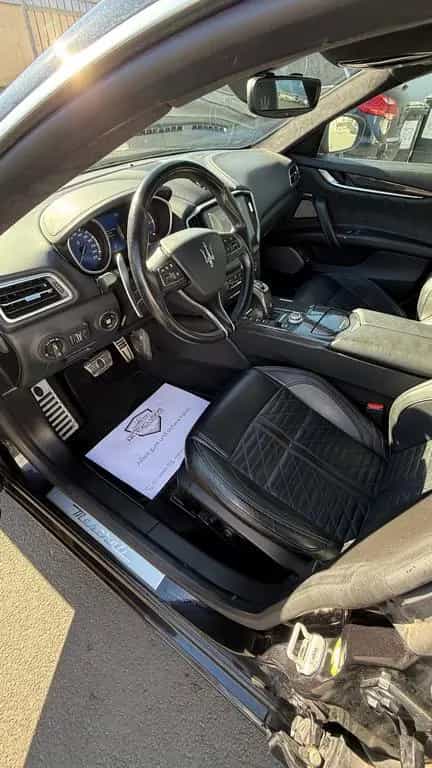 Maserati Ghibli GranSport Diesel 06/2019-photo-12