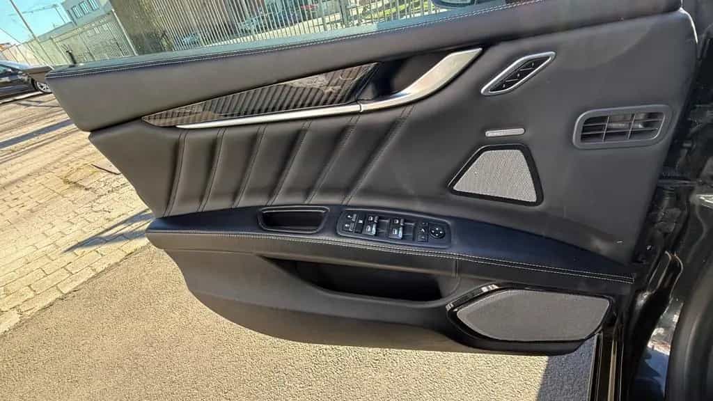Maserati Ghibli GranSport Diesel 06/2019-photo-14