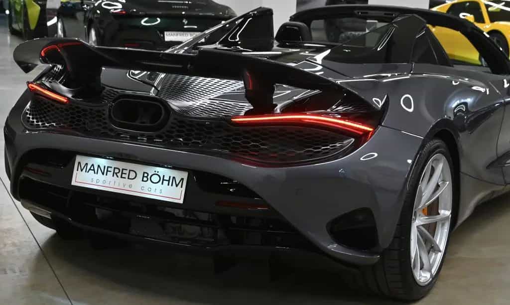 McLaren 750S Spider TechLux 03/2024-photo-17