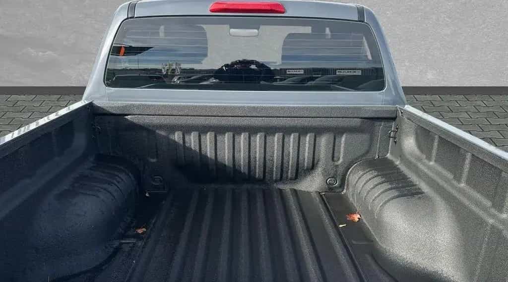 Isuzu D-Max Double Cab V-Cross 4x4 #SHZ #KAMERA #LEDER null-photo-4