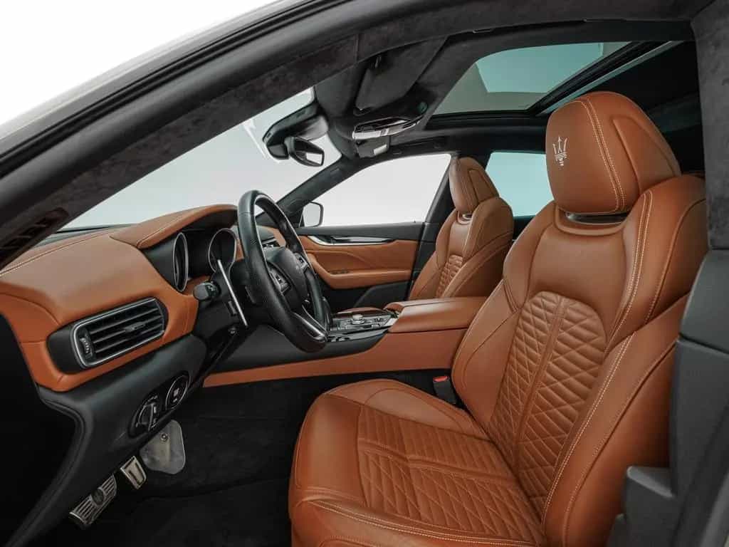 Maserati Levante GTS PANO + PIENO FIORE 12/2020-photo-10
