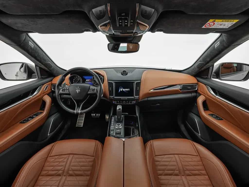Maserati Levante GTS PANO + PIENO FIORE 12/2020-photo-11