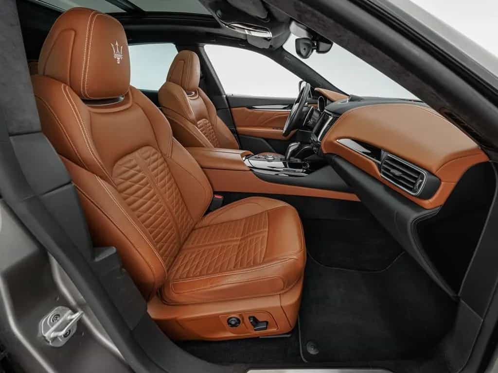 Maserati Levante GTS PANO + PIENO FIORE 12/2020-photo-16