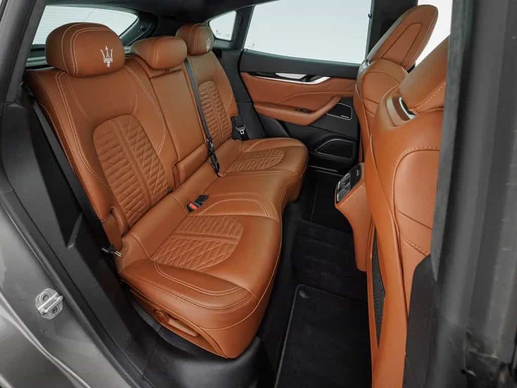 Maserati Levante GTS PANO + PIENO FIORE 12/2020-photo-22