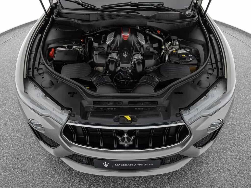 Maserati Levante GTS PANO + PIENO FIORE 12/2020-photo-25