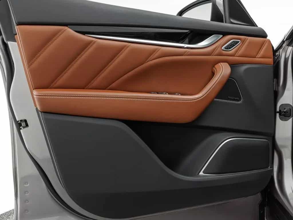 Maserati Levante GTS PANO + PIENO FIORE 12/2020-photo-8