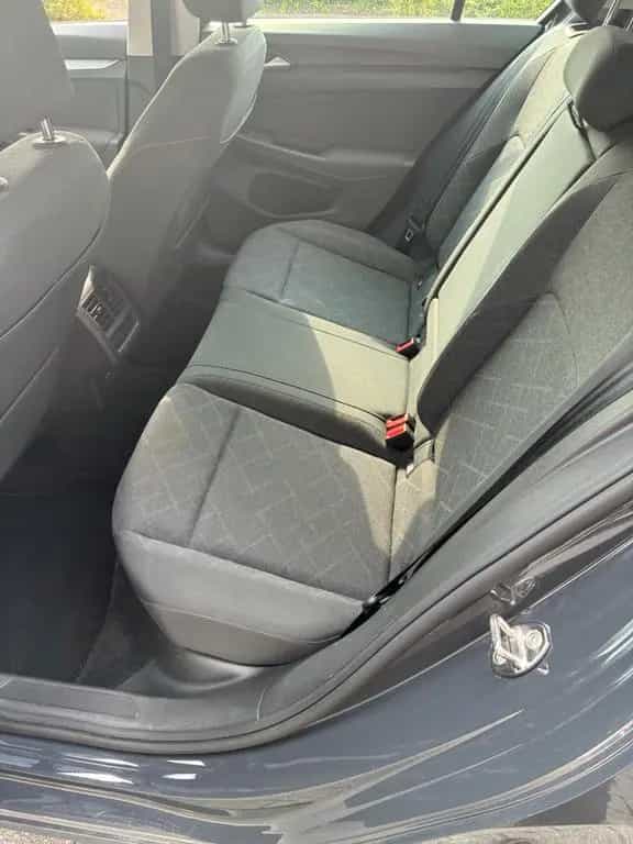 Volkswagen Golf VIII Lim. Life 06/2022-photo-3