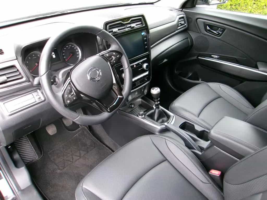 Ssangyong Tivoli Blackline 1,5 08/2024-photo-6