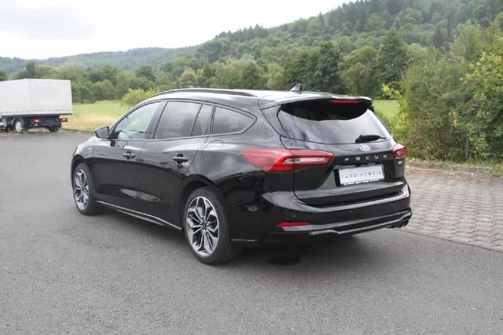 Ford Focus Turnier ST-Line Style+SHZ+LMF+LHZ+KLIMA+ 11/2022-photo-3
