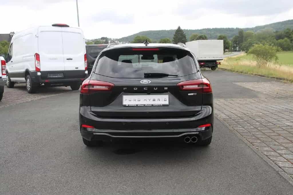 Ford Focus Turnier ST-Line Style+SHZ+LMF+LHZ+KLIMA+ 11/2022-photo-5