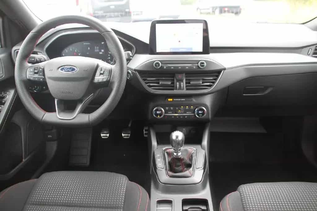 Ford Focus Turnier ST-Line Style+SHZ+LMF+LHZ+KLIMA+ 11/2022-photo-9