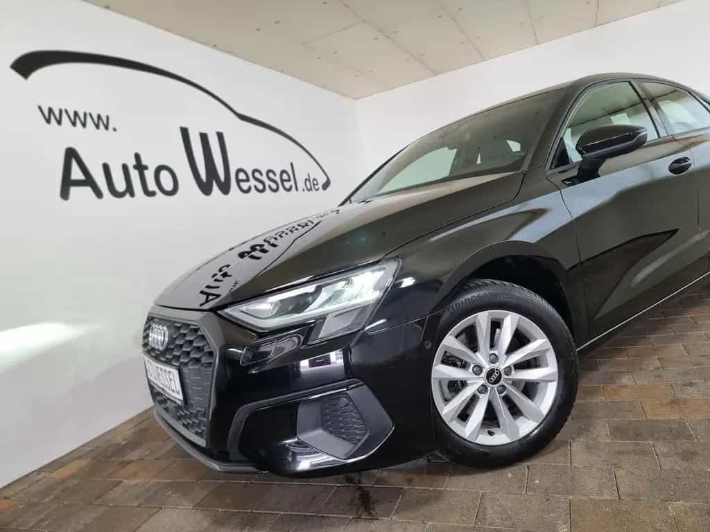 Audi A3 30TFSI limo Navi Leder Digital VIC Kamera LED 10/2020-photo-2