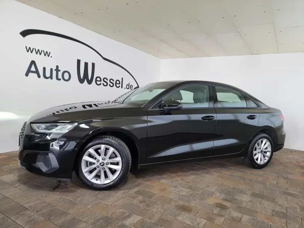 Audi A3 30TFSI limo Navi Leder Digital VIC Kamera LED 10/2020-photo-3