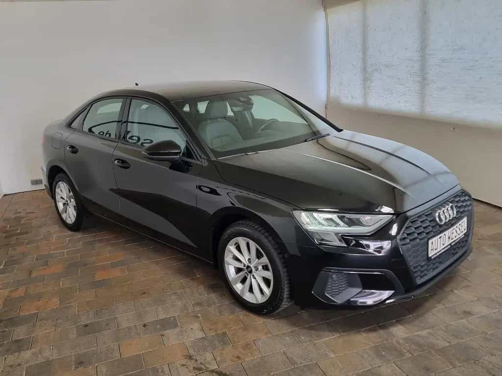 Audi A3 30TFSI limo Navi Leder Digital VIC Kamera LED 10/2020-photo-4