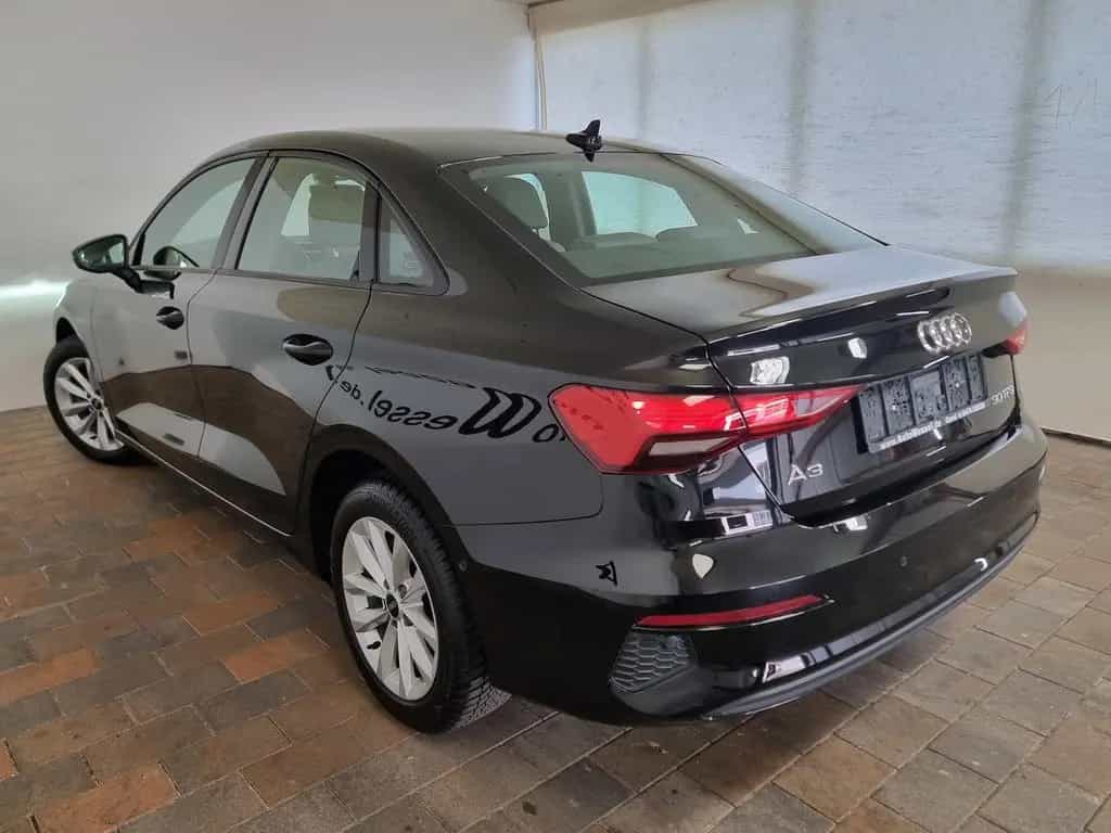 Audi A3 30TFSI limo Navi Leder Digital VIC Kamera LED 10/2020-photo-5