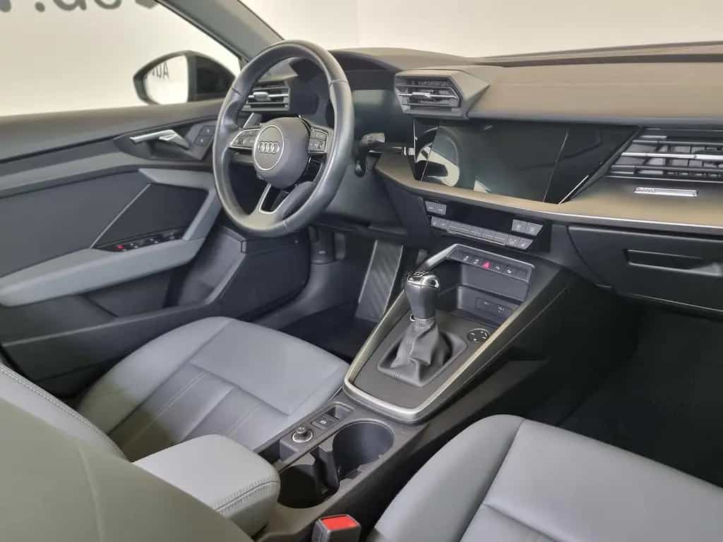 Audi A3 30TFSI limo Navi Leder Digital VIC Kamera LED 10/2020-photo-9